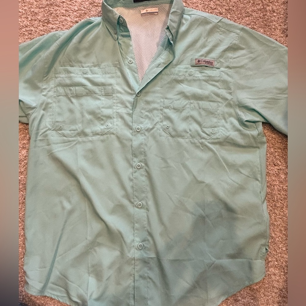Columbia PFG Fishing Vented short Sleeve Green Shirt Mens Med.